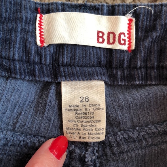 BDG Urban Outfitters Navy Blue Skinny Corduroy Pants - Picture 8 of 9
